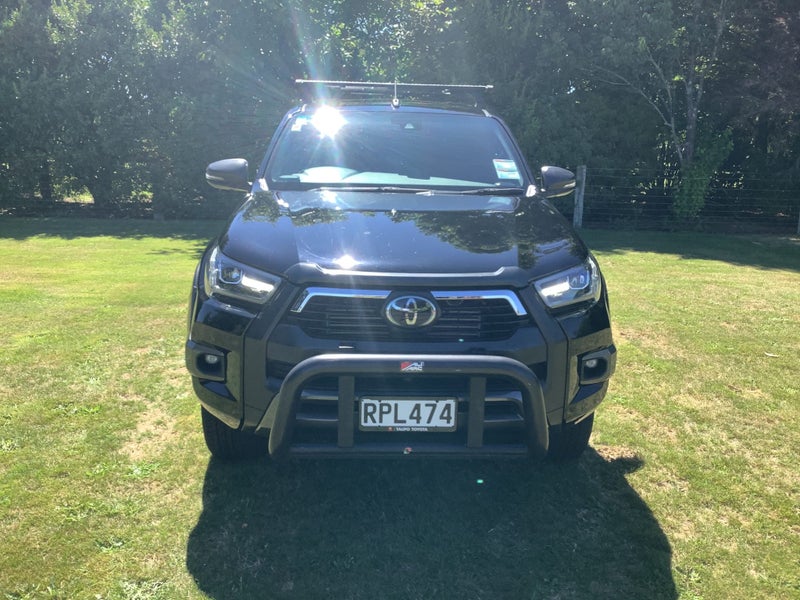 2021 Toyota Hilux SR5 CRUISER 2.8DT 6AT 4WD DCW... image 3