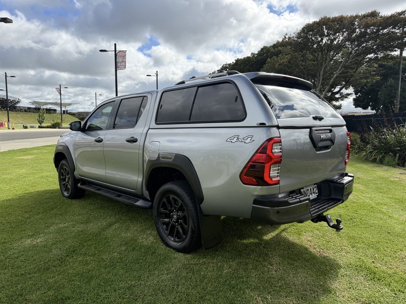 2021 Toyota Hilux SR5 CRUISER 2.8DT Automatic 4... image 5