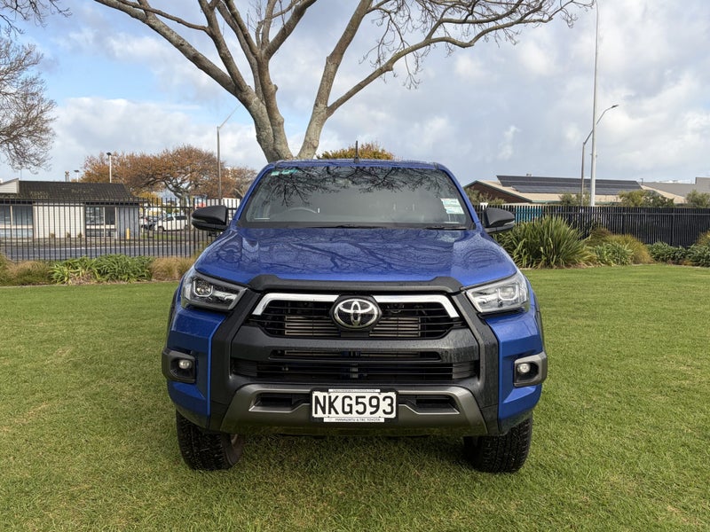 2021 Toyota Hilux SR5 CRUISER 2.8DT Automatic 4... image 2