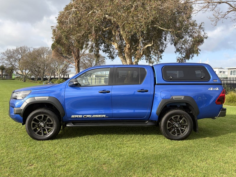 2021 Toyota Hilux SR5 CRUISER 2.8DT Automatic 4... image 4