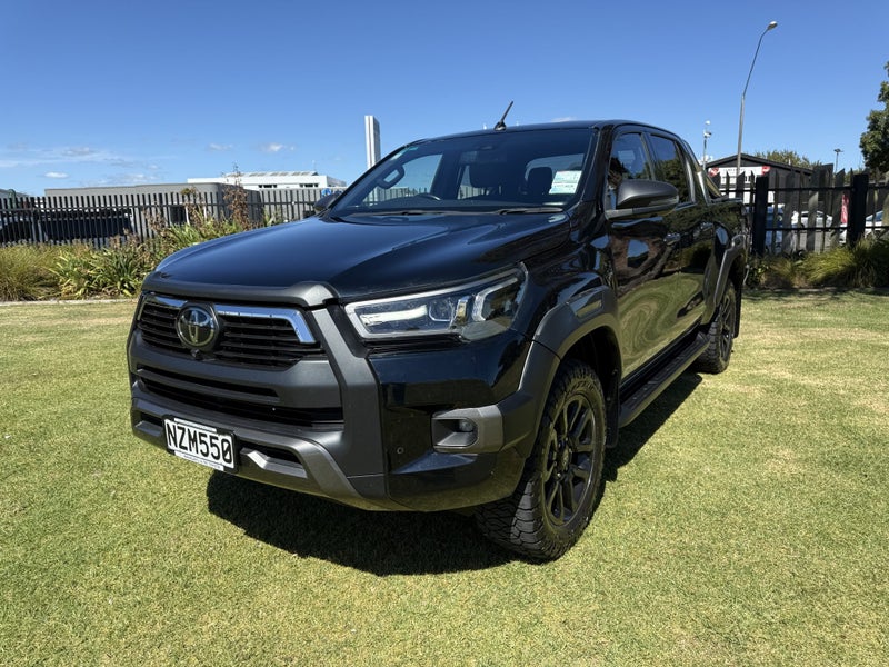 2021 Toyota Hilux SR5 Cruiser 2.8DT Automatic 4... image 3