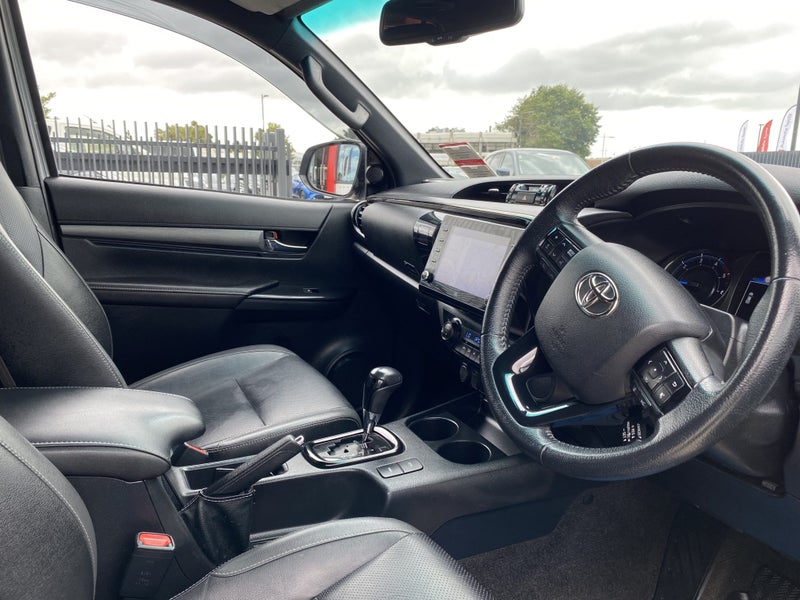 2021 Toyota Hilux SR5 Cruiser 2WD Double Cab image 5