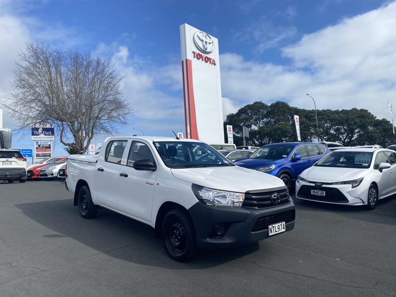 2021 Toyota Hilux WorkMate 2.7P 6AT image 1