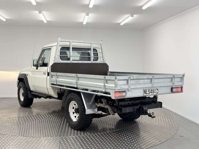 2021 Toyota Land Cruiser 70 LT 4.5DT 5MT 4WD image 5