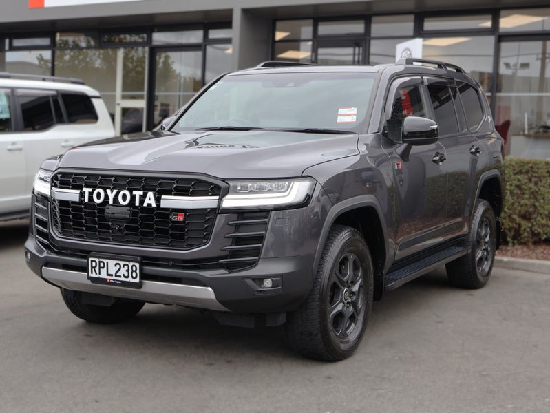 2021 Toyota Land Cruiser GR SPORT LC300 4WD/4X4... image 3