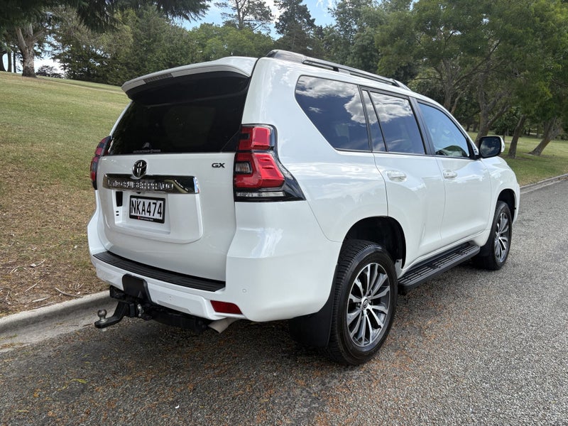2021 Toyota Land Cruiser Prado GX 2.8D 6AT 4WD... image 4