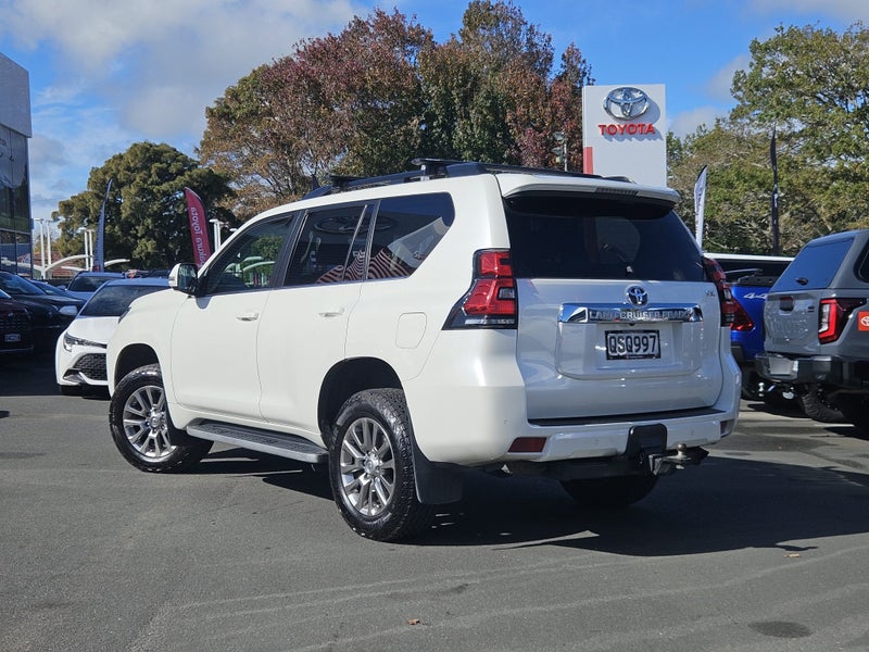 2021 Toyota Land Cruiser Prado VX 2.8D 4WD image 3