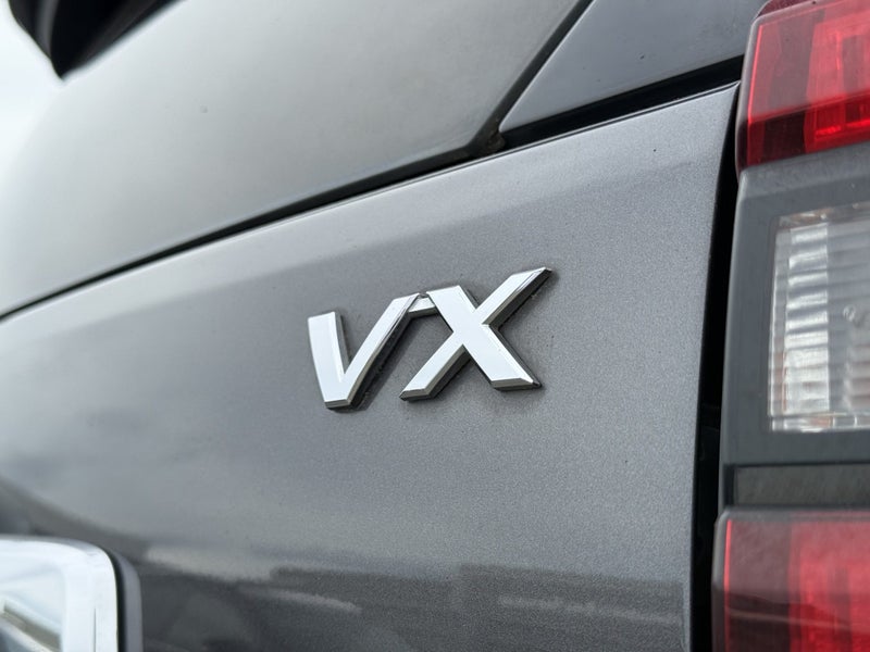 2021 Toyota Land Cruiser Prado VX 2.8D 6AT 4WD... image 3