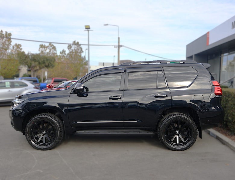 2021 Toyota Land Cruiser Prado VX Limited 2.8D... image 4