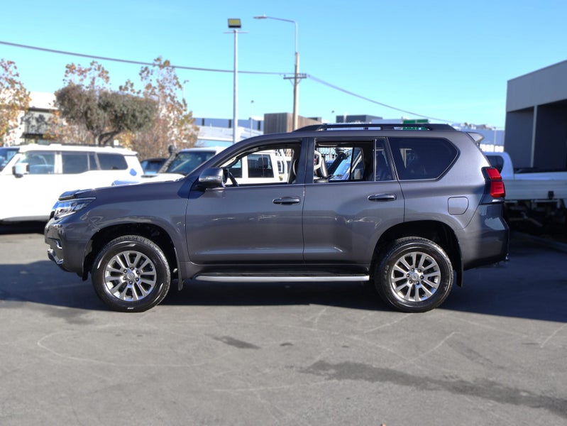 2021 Toyota Land Cruiser Prado VX Limited 4WD,... image 4