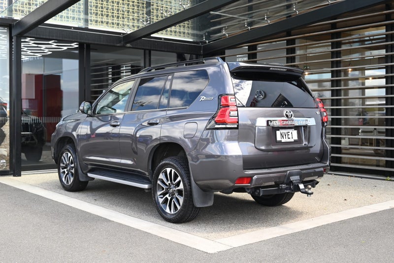 2021 Toyota Land Cruiser VX 2.8 Turbo Diesel 4W... image 2