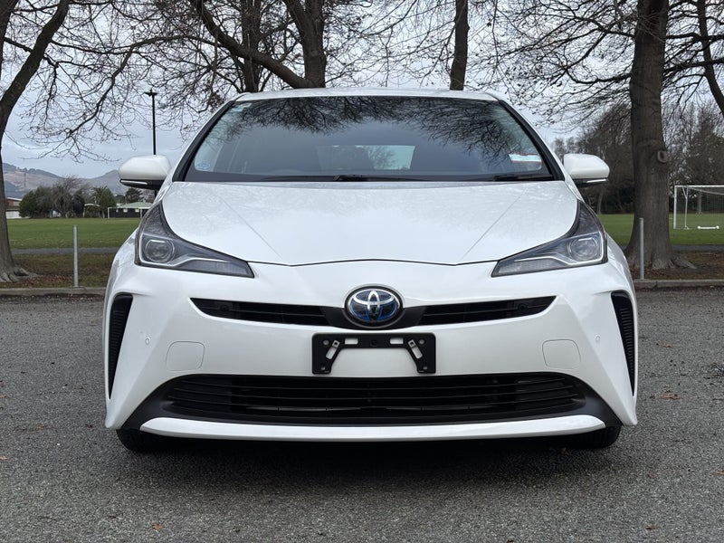 2021 Toyota Prius 1.8 Hybrid E 5 Dr Hatch CVT 2WD image 2