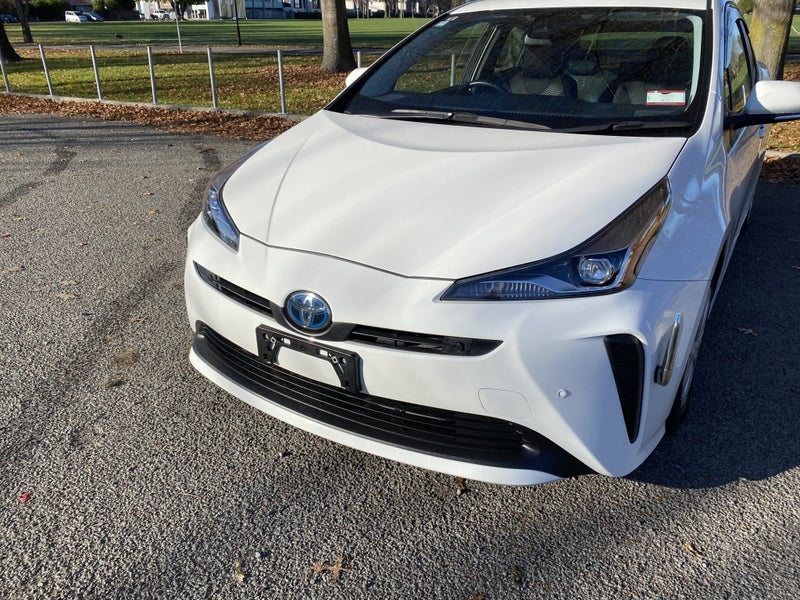 2021 Toyota Prius 1.8L Hybrid FWD image 4