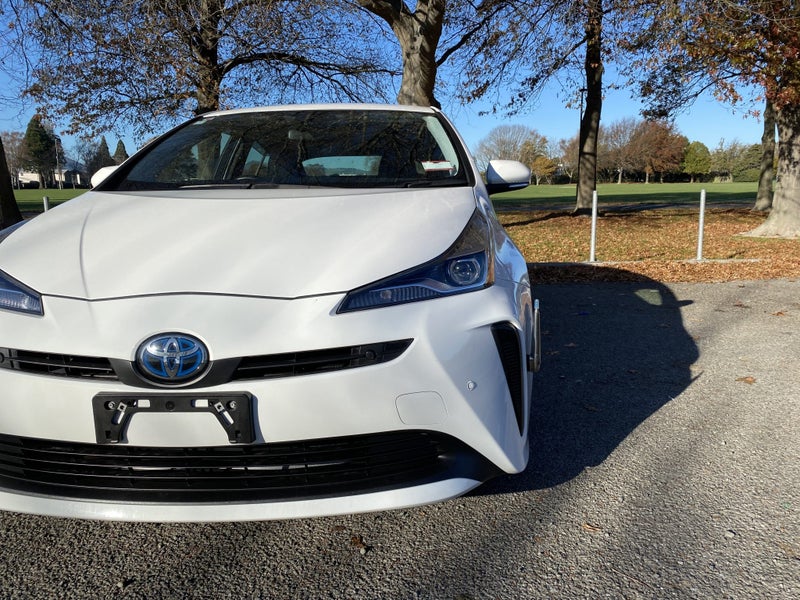 2021 Toyota Prius 1.8L Hybrid FWD image 5