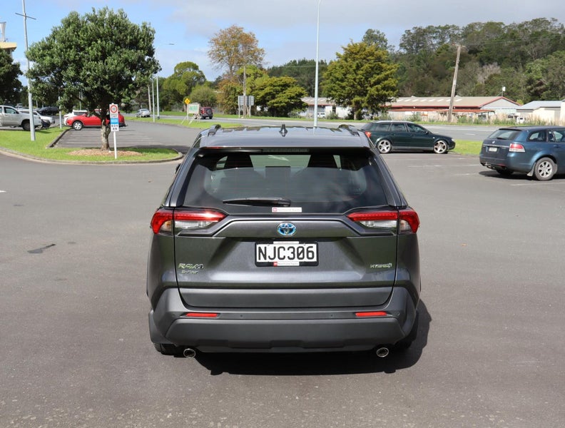 2021 Toyota RAV4 2021 GX 2.5P HV ECVT AWD SUV/5... image 3