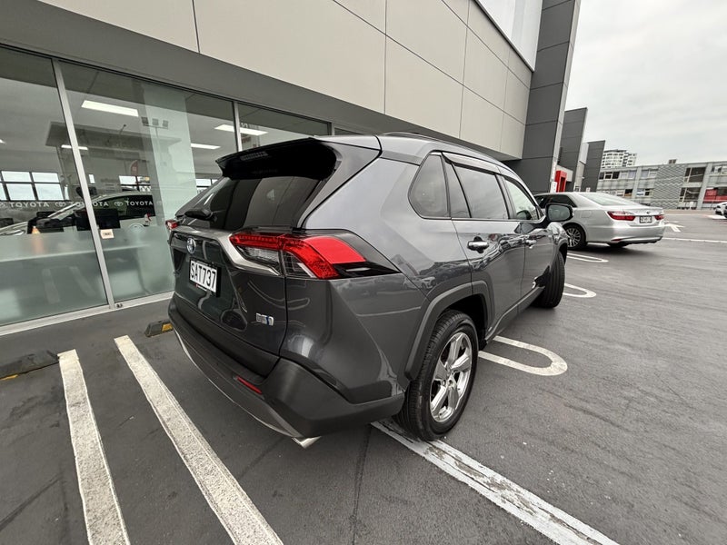 2021 Toyota RAV4 2.5 Hybrid G 5 Dr SUV CVT 4WD... image 3