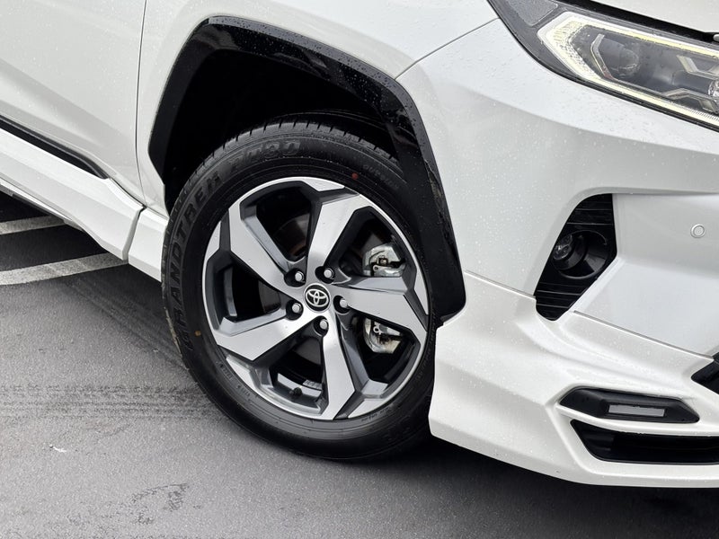2021 Toyota RAV4 2.5 PLUG IN HYBRID image 5