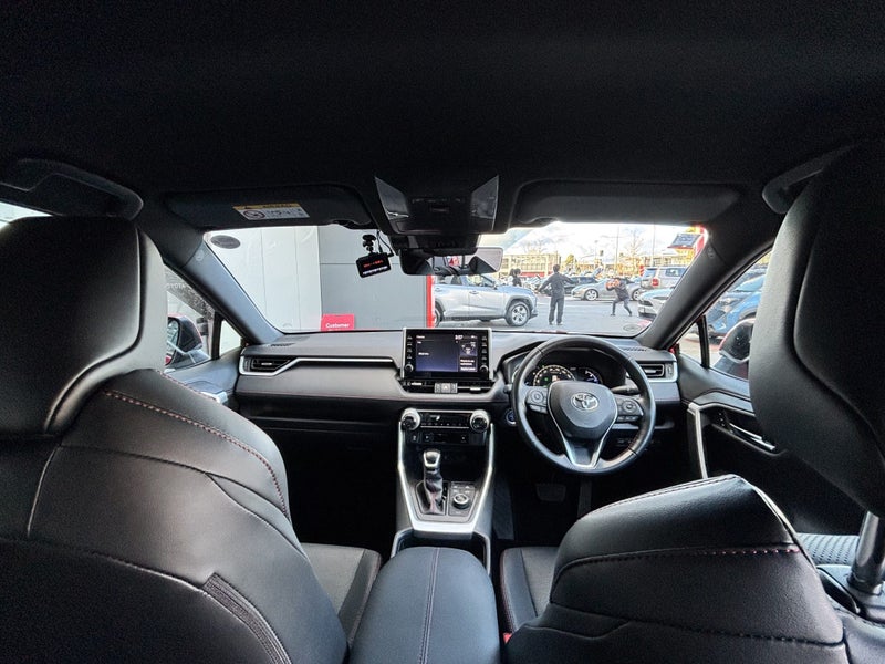2021 Toyota RAV4 2.5 PLUG IN HYBRID image 2