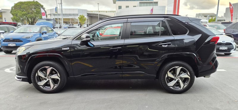 2021 Toyota RAV4 2.5 PLUG IN HYBRID LUXURY SUV image 5