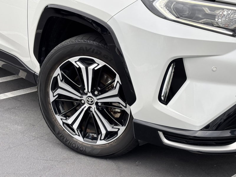 2021 Toyota RAV4 2.5 PLUG IN HYBRID LUXURY SUV image 5