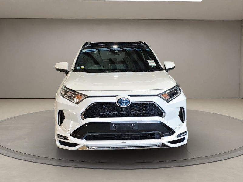 2021 Toyota RAV4 2.5L G Z PHEV 4WD SUV image 2