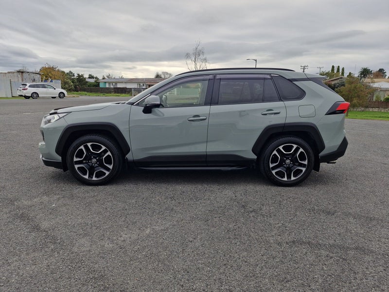 2021 Toyota RAV4 Adventure 2.5P 8AT AWD SUV/5D/... image 4