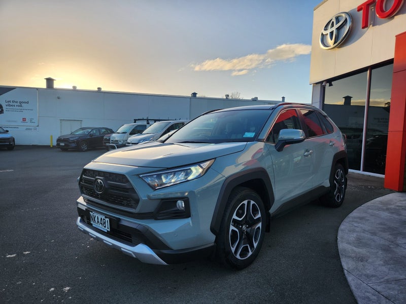 2021 Toyota RAV4 Adventure 2.5P Automatic AWD S... image 3