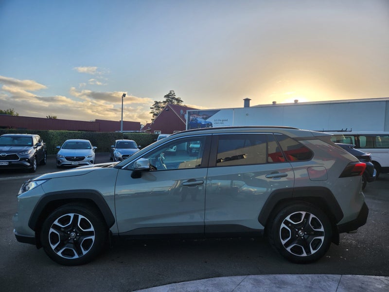 2021 Toyota RAV4 Adventure 2.5P Automatic AWD S... image 5