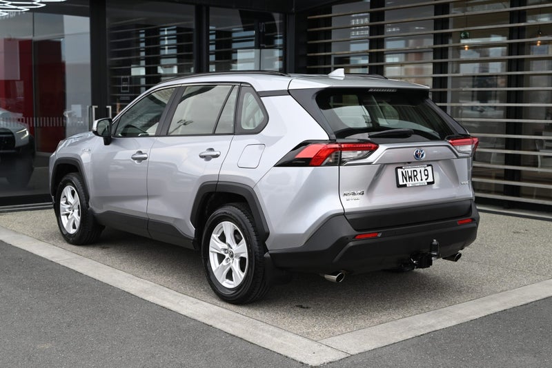 2021 Toyota RAV4 GX 2.5 Petrol Hybrid AWD SUV image 2