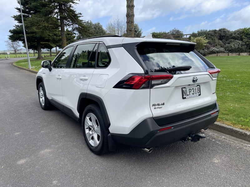 2021 Toyota RAV4 GX 2.5P Hybrid AWD SUV - Towbar image 3