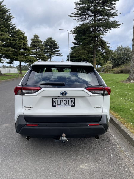 2021 Toyota RAV4 GX 2.5P Hybrid AWD SUV - Towbar image 5