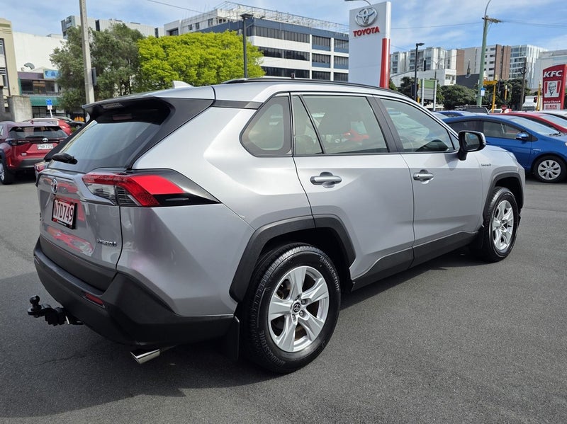 2021 Toyota RAV4 GX 2.5P Hybrid ECVT AWD SUV image 4