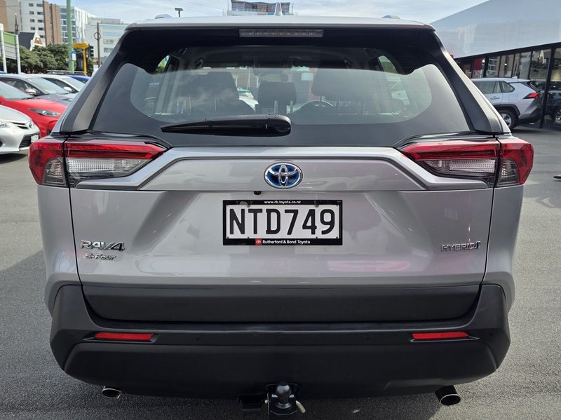 2021 Toyota RAV4 GX 2.5P Hybrid ECVT AWD SUV image 5