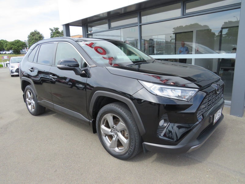 2021 Toyota RAV4 GXL 2.0P image 2
