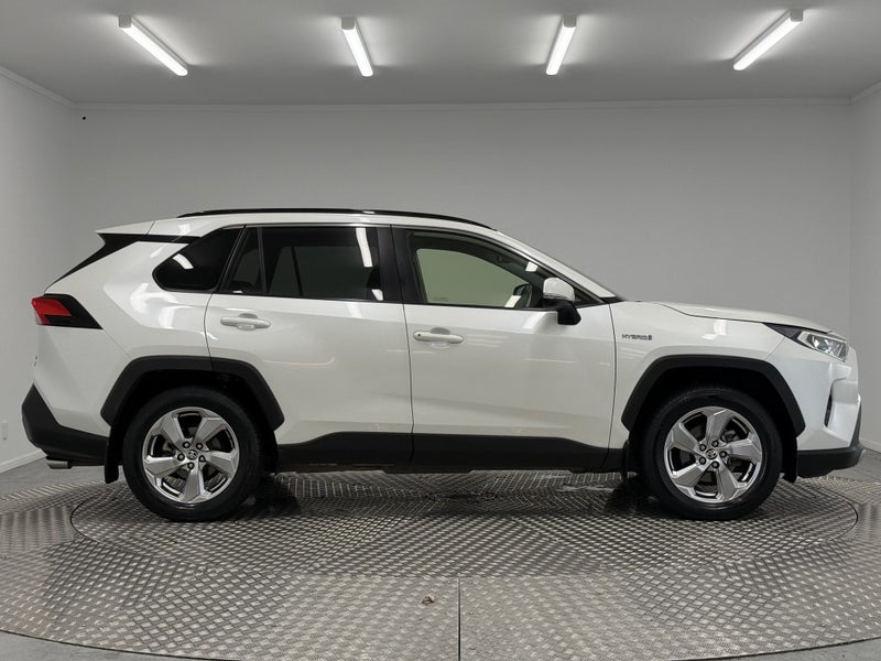 2021 Toyota RAV4 GXL 2.5 Hybrid image 2
