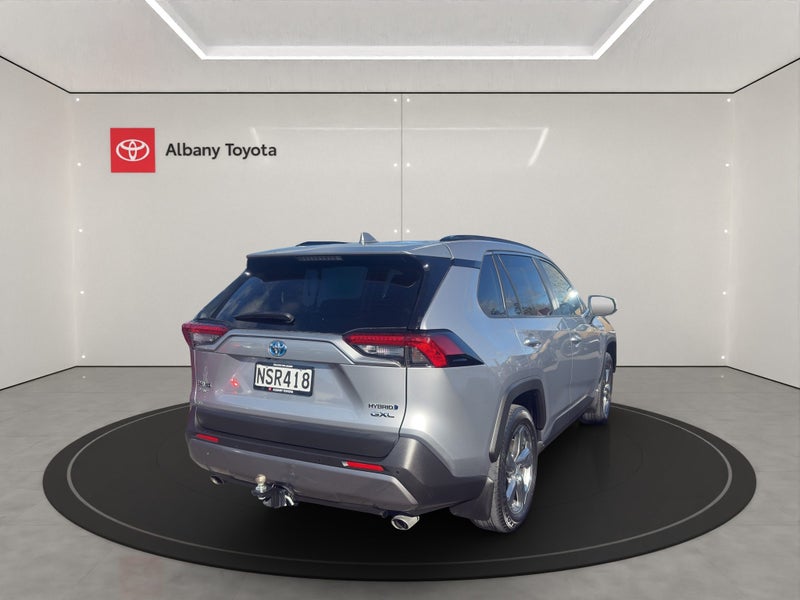 2021 Toyota RAV4 GXL 2.5P HV ECVT AWD SUV/5D/5S... image 3