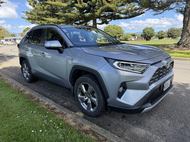 2021 Toyota RAV4 GXL 2.5P Hybrid AWD Automatic SUV image 3