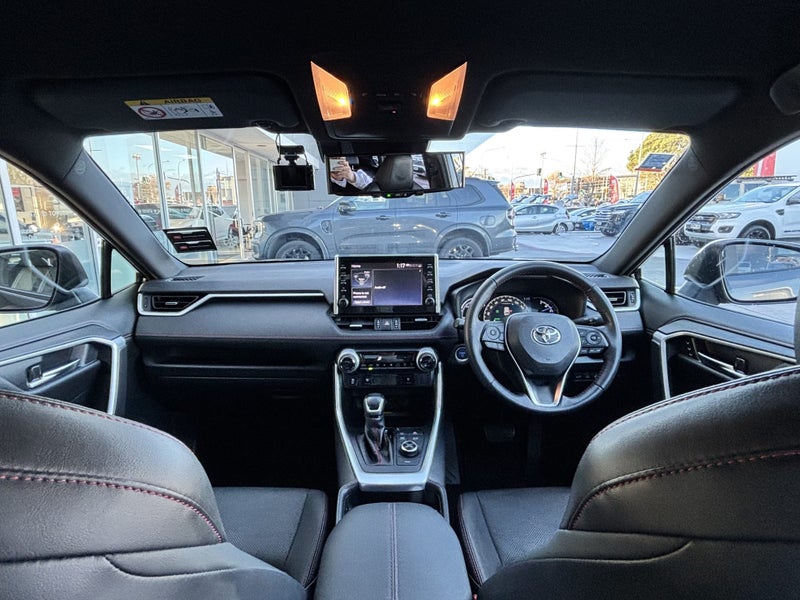 2021 Toyota RAV4 GZ 2.5 PHEV LUXURY SUV image 2