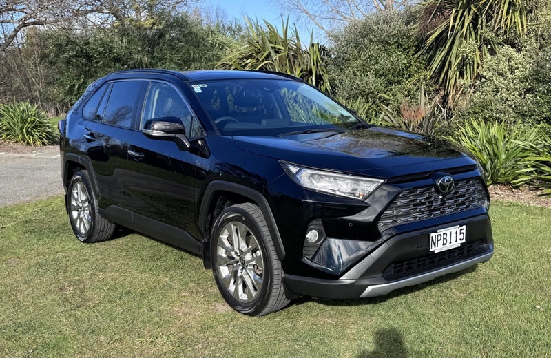 2021 Toyota RAV4 Limited 2.0P CVT Automatic FWD... image 3