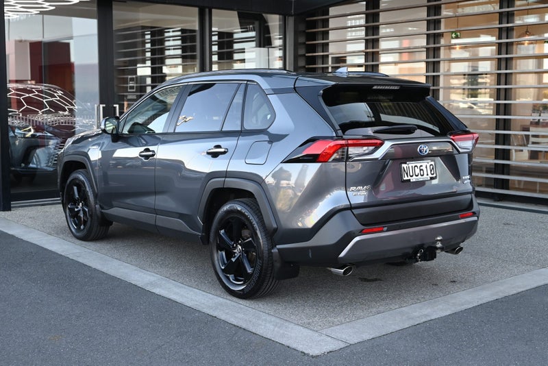 2021 Toyota RAV4 Limited 2.5 Petrol Hybrid AWD SUV image 2