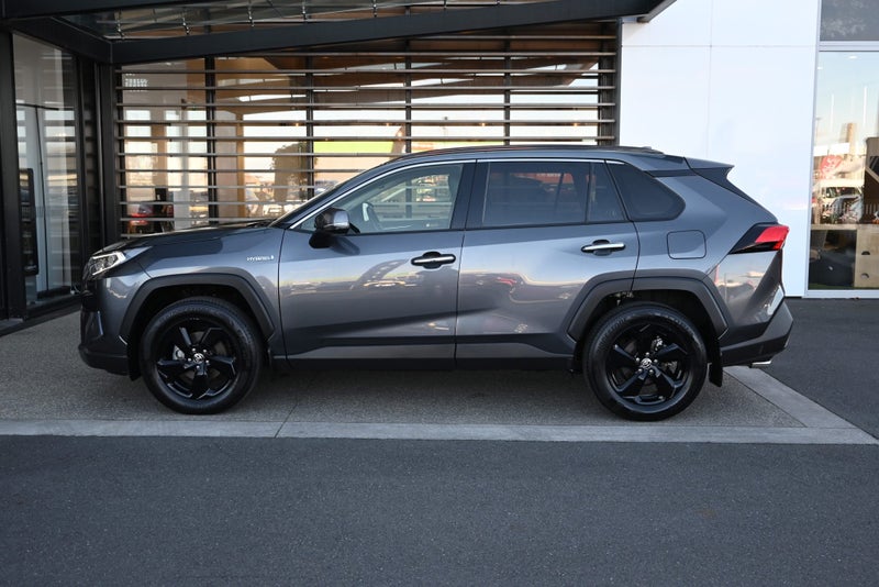 2021 Toyota RAV4 Limited 2.5 Petrol Hybrid AWD SUV image 3