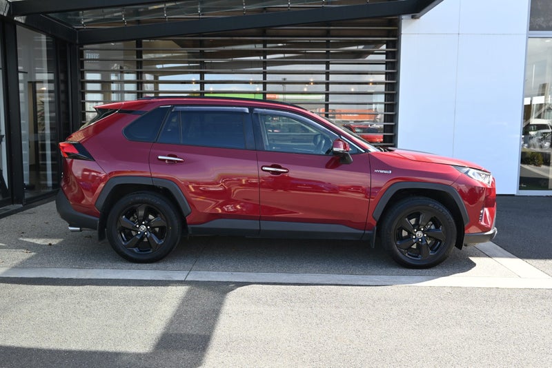 2021 Toyota RAV4 Limited 2.5 Petrol Hybrid AWD SUV image 5