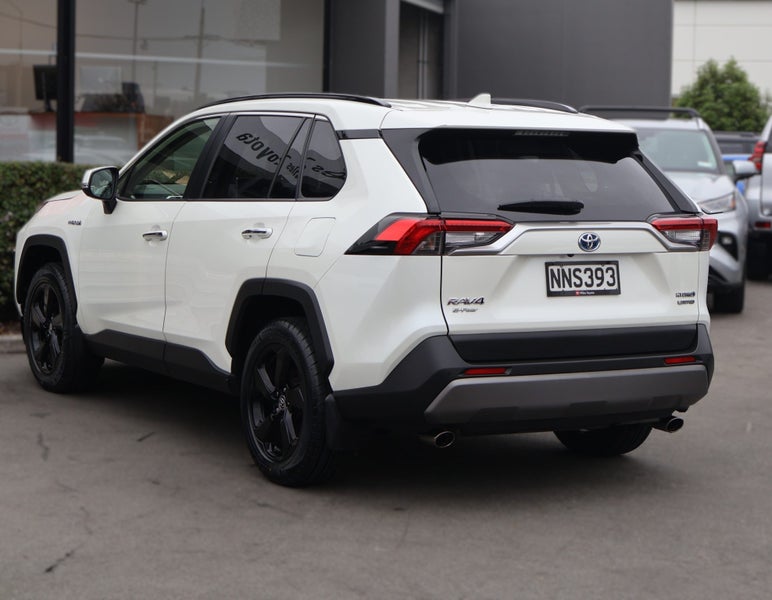 2021 Toyota RAV4 Limited 2.5L HYBRID AWD AUTO SUV image 5