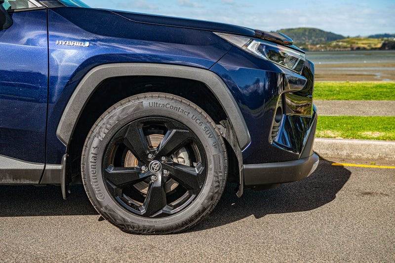 2021 Toyota RAV4 Limited 2.5P HV ECVT AWD image 3
