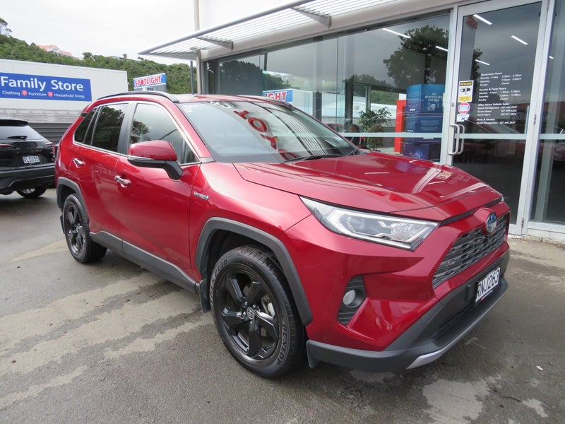 2021 Toyota RAV4 Limited 2.5P HV ECVT AWD image 2