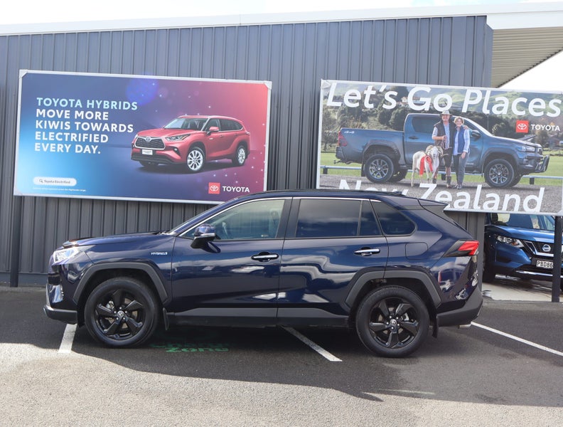 2021 Toyota RAV4 Limited 2.5P HV ECVT AWD SUV/5... image 4