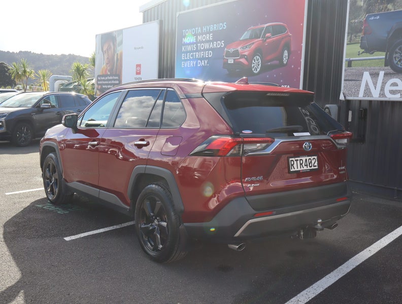 2021 Toyota RAV4 Limited 2.5P HV ECVT AWD SUV/5... image 5