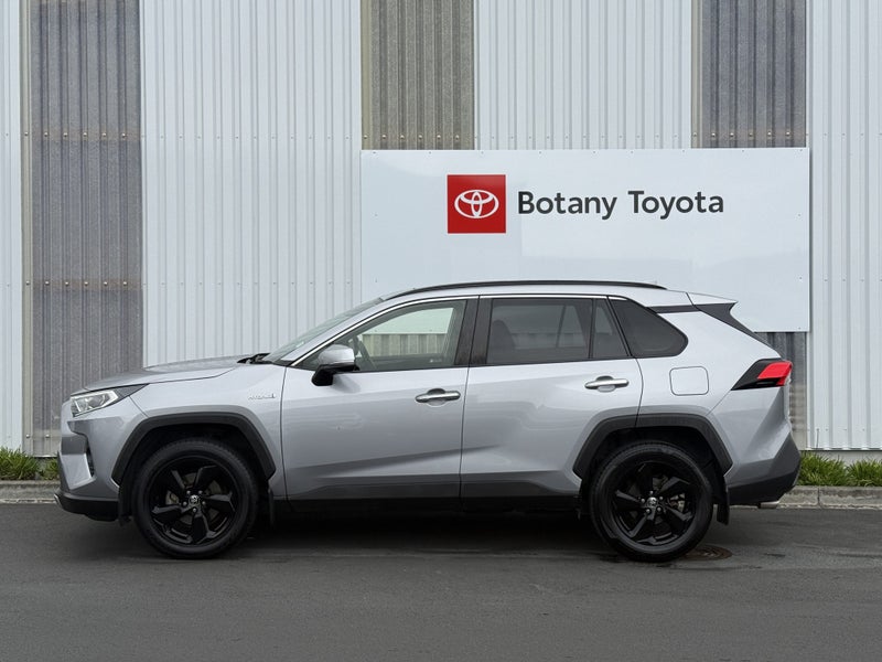 2021 Toyota RAV4 Limited 2.5P HV ECVT AWD SUV/5... image 4