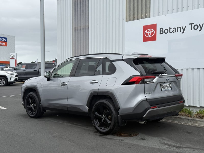 2021 Toyota RAV4 Limited 2.5P HV ECVT AWD SUV/5... image 5