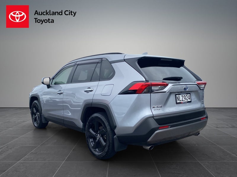 2021 Toyota RAV4 Limited 2.5P HV ECVT AWD SUV/5... image 5